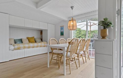 Øksenmølle House | 2 Bedroom Gorgeous Home In Ebeltoft
