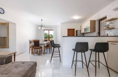 Sumber House | 2 bedroom gorgeous home in Labin