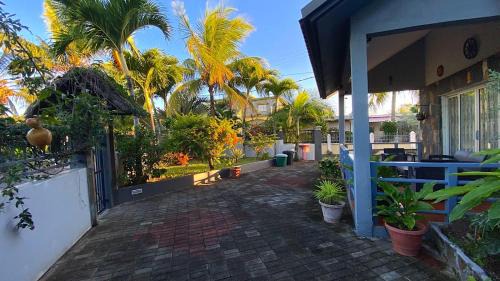 Belle Mare Apartment | 2 Bedroom Ground Floor Apartment 1 km from the Beach