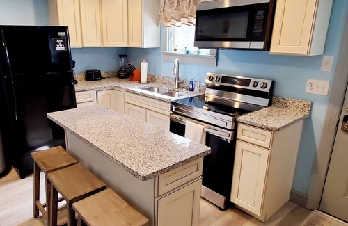 Rehoboth Beach House | 2 Bedroom Home Located in Lewes