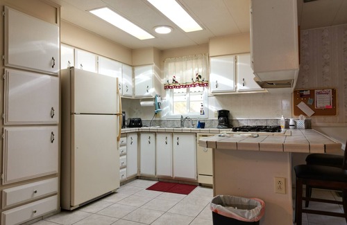 Thousand Palms House | 2 Bedroom Home on Golf Course.