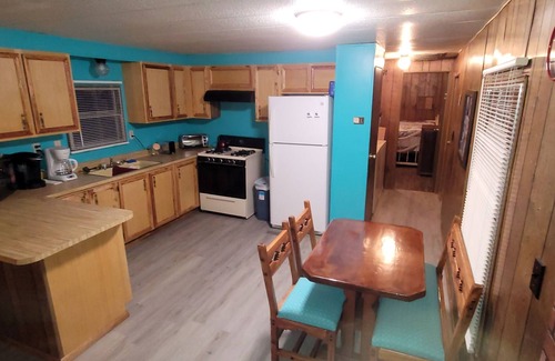 Coyote House | 2 bedroom home surrounded by beautiful mountains!
