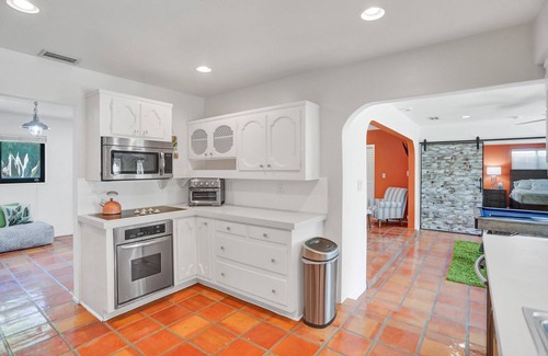 Garden Isles House | 2 bedroom home with private pool and tiki hut