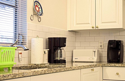 North Port House | 2 bedroom house, minutes to beaches, Atlanta Braves and Tampa Sea Rays stadiums