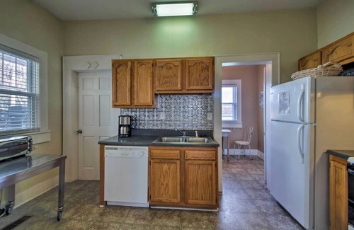 Boone House | 2 bedroom house on King Street in the heart of downtown Boone