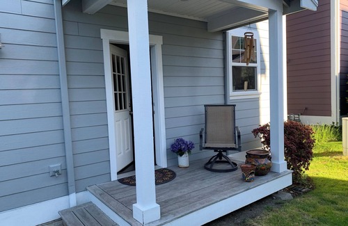 Poulsbo House | 2-bedroom house walkable to quaint downtown Poulsbo with WiFi