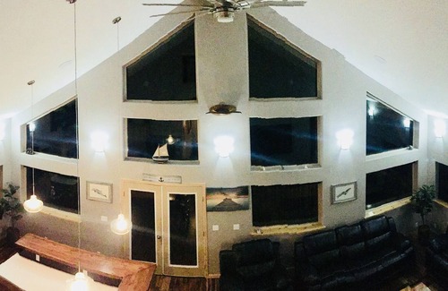Bear Creek House | 2 bedroom house with hot tub located in Seward