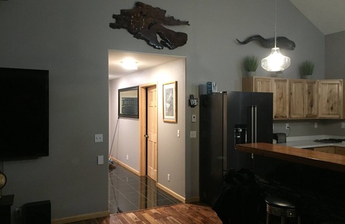 Bear Creek House | 2 bedroom house with hot tub located in Seward