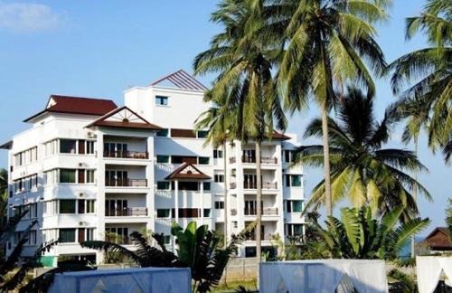 Khanom Apartment | 2-Bedroom Khanom Beach Ocean Front Condo