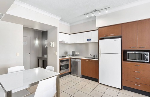 Surfers Paradise Apartment | 2 Bedroom Level 34 - Chevron Renaissance