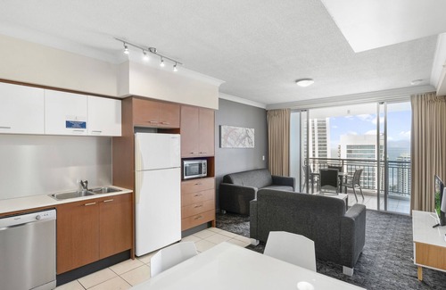 Surfers Paradise Apartment | 2 Bedroom Level 34 - Chevron Renaissance