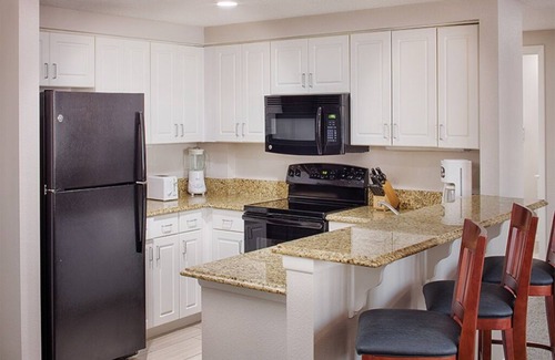 Daytona Beach Condo | 2 Bedroom Lockoff Suite on Daytona Beach! 2 Living Areas, 2 Kitchens!