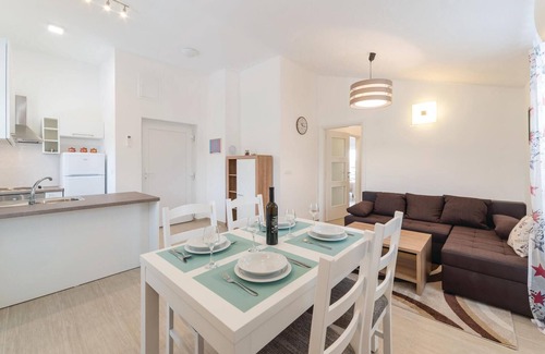 Verunic Apartment | 2 bedroom lovely apartment in Veli Rat