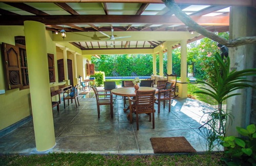 Kathaluwa Ski Chalet | 2 bedroom luxury villa with private pool - 1 minute walk to the beach