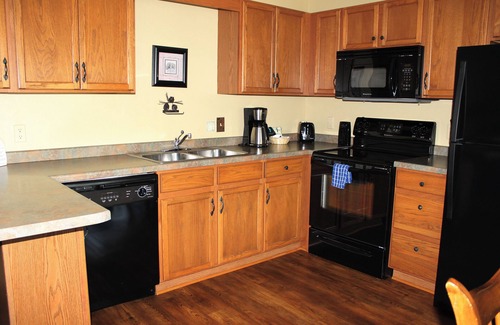 Eagle River Condo | 2 bedroom Lynx Lake condo in Eagle River WI