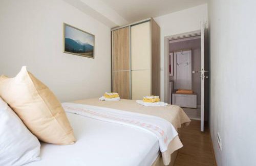 Petrovac Apartment | 2-Bedroom Modern Luxury Family Retreat