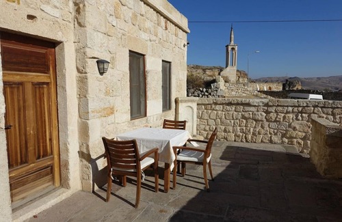 Urgup House | 2-Bedroom Mountain View Stone House