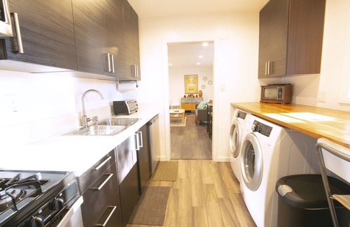 Northwest Torrance Apartment | 2 Bedroom Newly Remodeled Modern Apartment