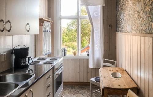 Figeholm Apartment | 2 Bedroom Nice Apartment In Figelholm