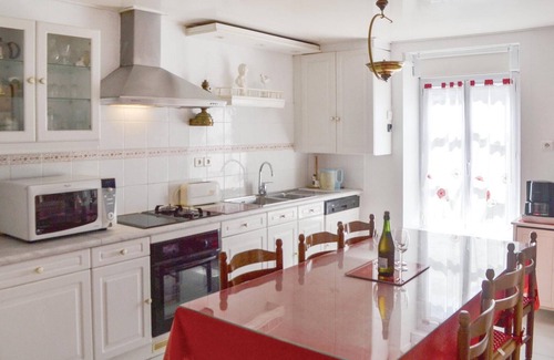 Plonevez-Porzay House | 2 bedroom nice home in Plonevez Porzay