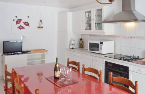 Plonevez-Porzay House | 2 bedroom nice home in Plonevez Porzay
