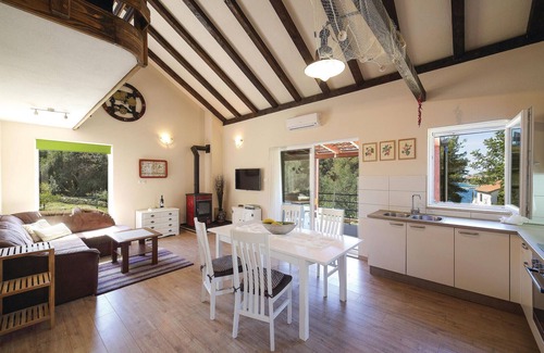 Veliki Drvenik House | 2 bedroom nice home in Drvenik Veliki
