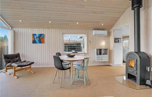 Sjaelborg House | 2 Bedroom Nice Home In Esbjerg V