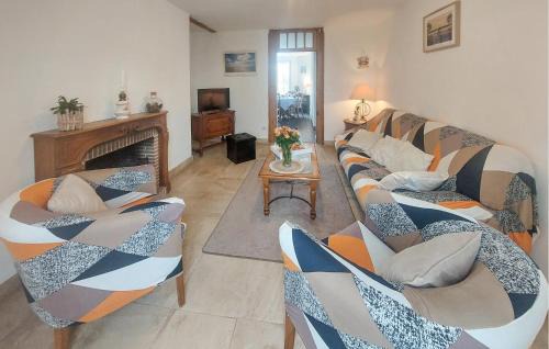 Ponthoile House | 2 Bedroom Nice Home In Ponthoile