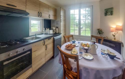 Ponthoile House | 2 Bedroom Nice Home In Ponthoile