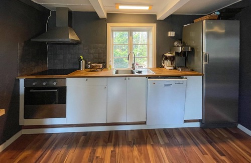 Huarod House | 2 bedroom nice home in Huaröd