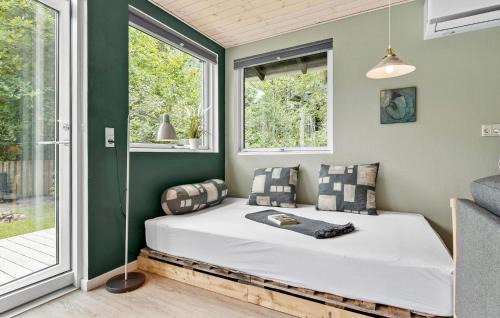 Ronde House | 2 Bedroom Nice Home In Rønde