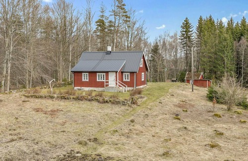Hassleholm Municipality House | 2 bedroom nice home in Tyringe