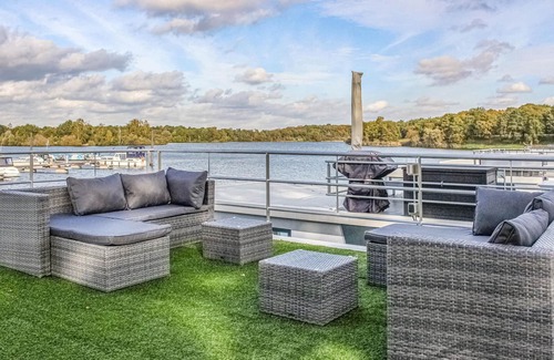 Leuken Boat Rental | 2 bedroom nice ship in Well