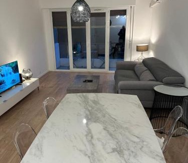 La Californie Apartment | 2 Bedroom Ocean view Apartment