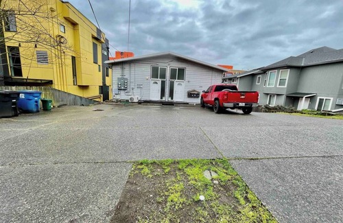 Queen Anne House | 2 bedroom Place in Queen Anne