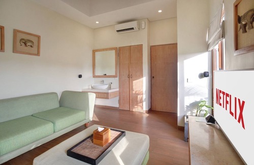 Dewi Sri Villa | 2 Bedroom Pool Villa in Legian