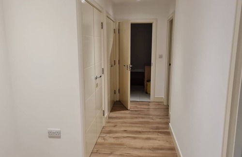 Ealing Common Bed & Breakfast | 2 bedroom private apartment with breakfast