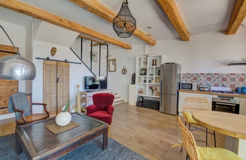 Saint-Henri House | 2 Bedroom Private vacation home in Marseille