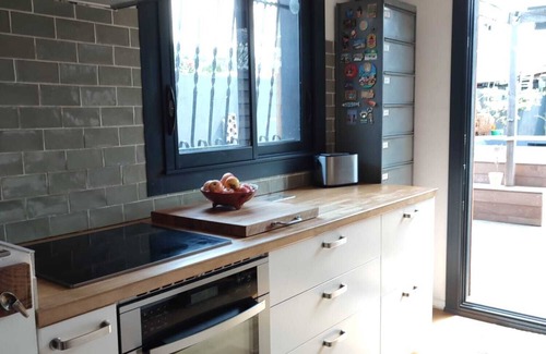 Cenon House | 2 Bedroom Private vacation home in Cenon