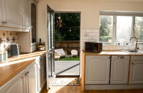 New Forest District Cottage | 2-bedroom property in prime location
