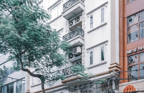 Hai Ba Trung Apartment | 2 Bedroom Serviced Apartment Hanoi City Center Central Location