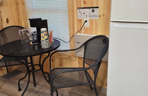 Watertown Apartment | 2-bedroom Sleeping Rooms in fantastic Watertown SD with WiFi, AC