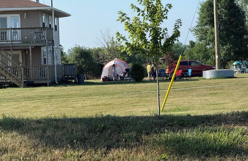 Dunnville RV Rental | 2 Bedroom Standard Resort Cottage in the maitland shores campground