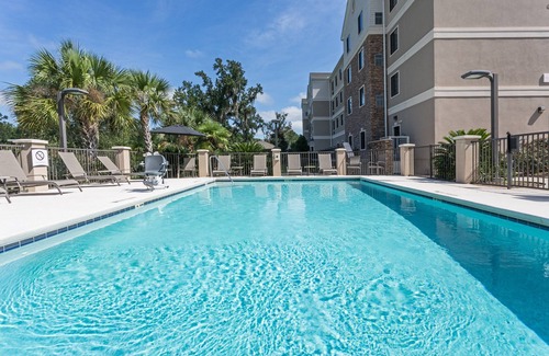 Tallahassee Condo | 2 Bedroom Suite in Tallahassee! Free Breakfast + On-Site Business Center