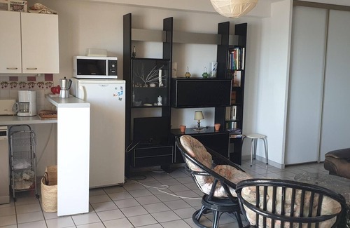 Plage d'Argeles Apartment | 2-Bedroom T3 Apartment with Parking in Argelès-sur-Mer, Equipped Kitchen, Sleeps 4/6