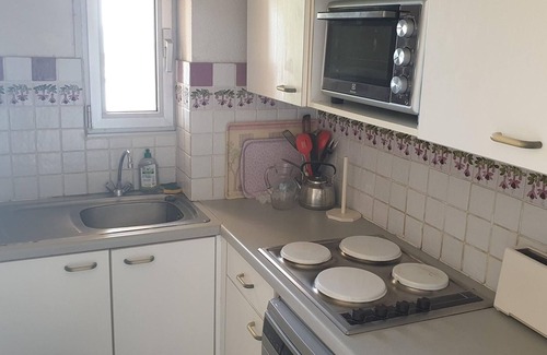 Plage d'Argeles Apartment | 2-Bedroom T3 Apartment with Parking in Argelès-sur-Mer, Equipped Kitchen, Sleeps 4/6