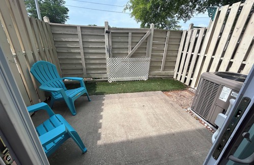 North Myrtle Beach House | 2-bedroom townhome in charming Cherry Grove, a 4 minute drive to the beach!