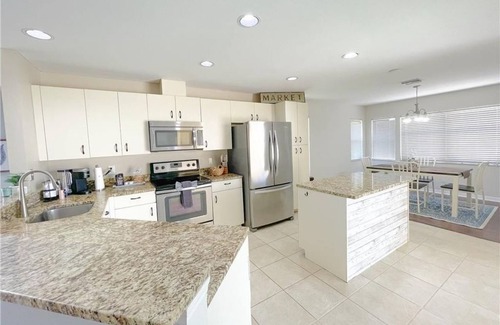 Lely Golf Estates House | 2 Bedroom Townhome 429822 by Houzlet