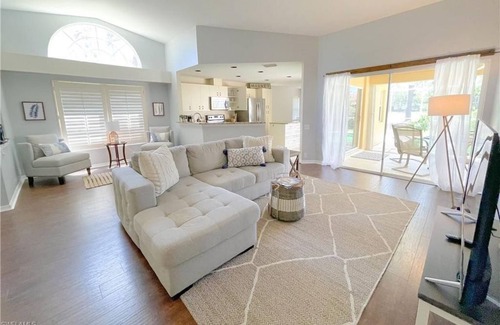 Lely Golf Estates House | 2 Bedroom Townhome 429822 by Houzlet