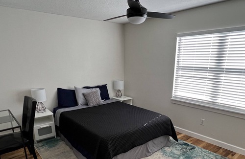 Lenexa House | 2 Bedroom Townhome close to everything